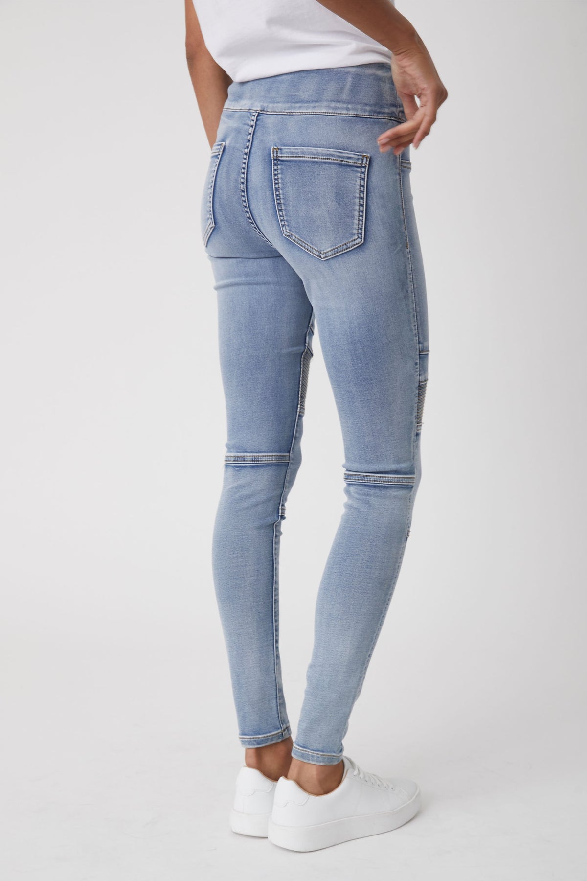 [TEST] Riley Biker Jean