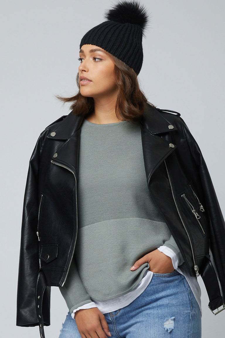 [TEST] Taylor Curved Hem Jumper