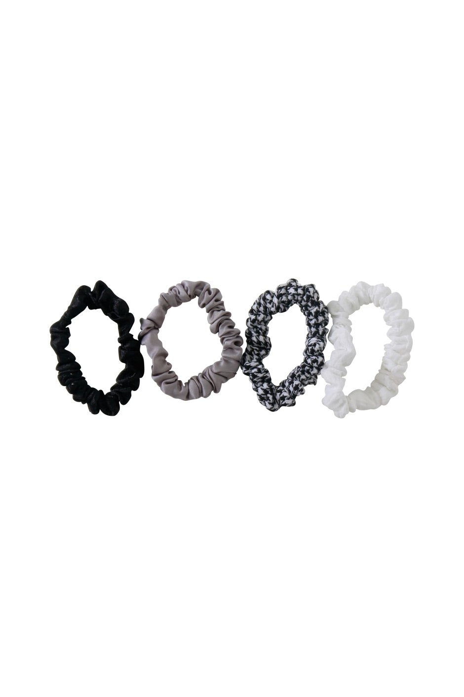 [TEST] 4 Small Scrunchies