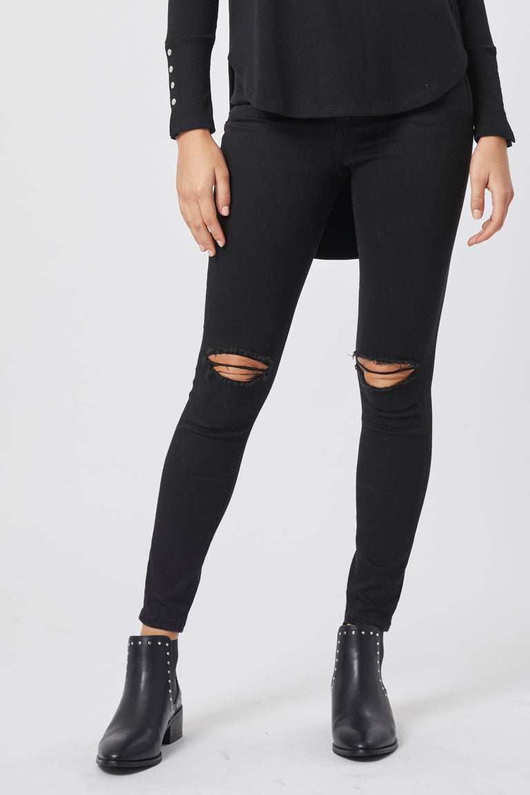 [TEST] Evie Distressed High Rise Jean