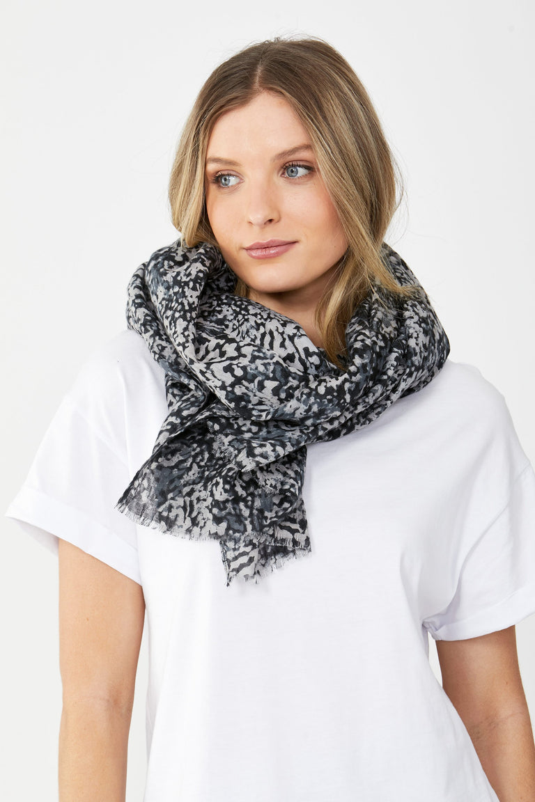 [TEST] Daphne Woven Scarf