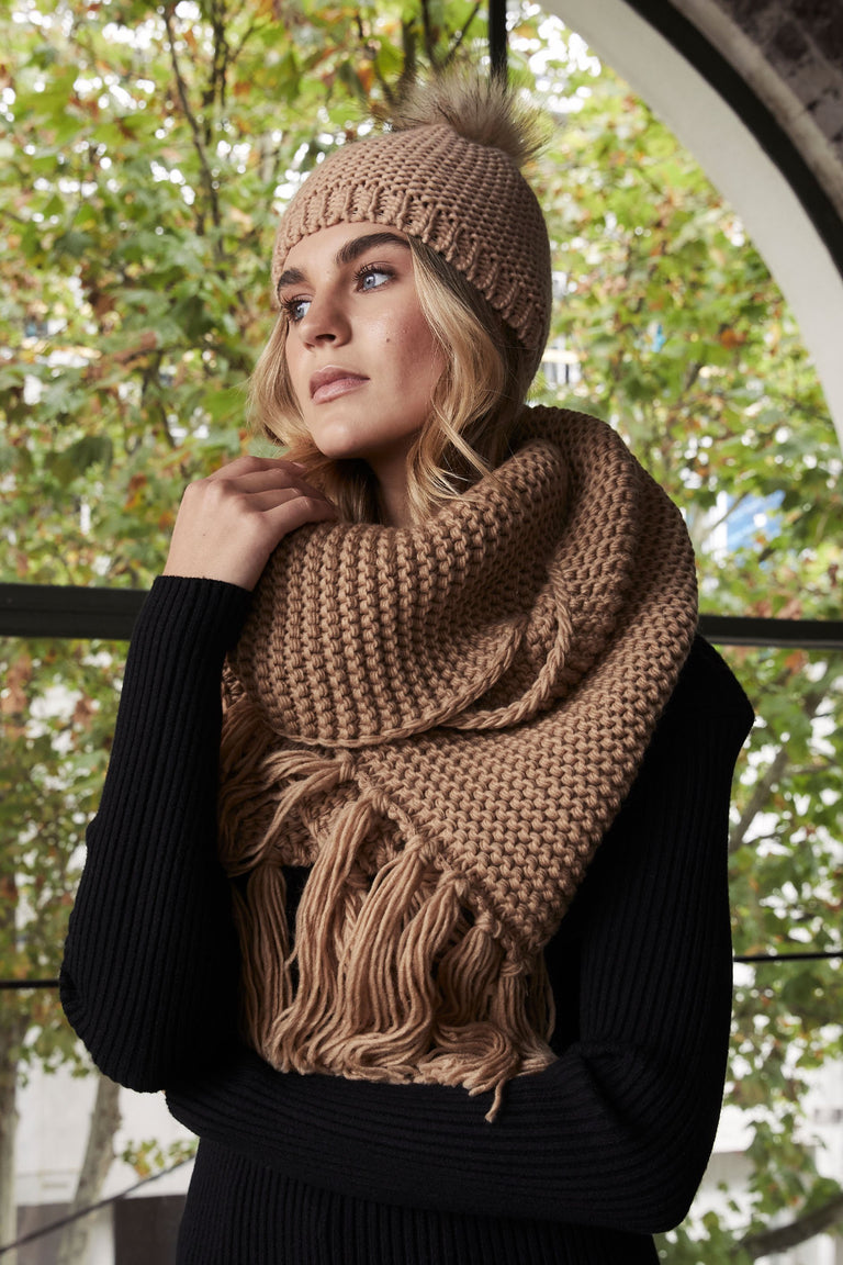 [TEST] Knitted Tassel Scarf