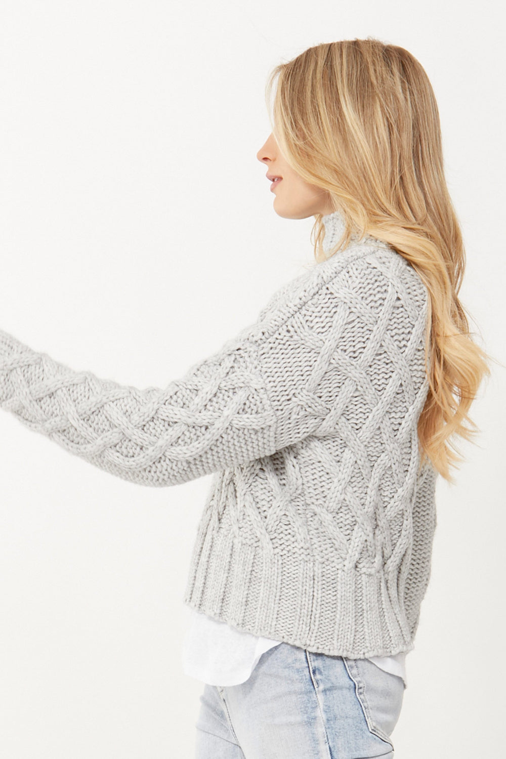[TEST] Carmen Cable Knit