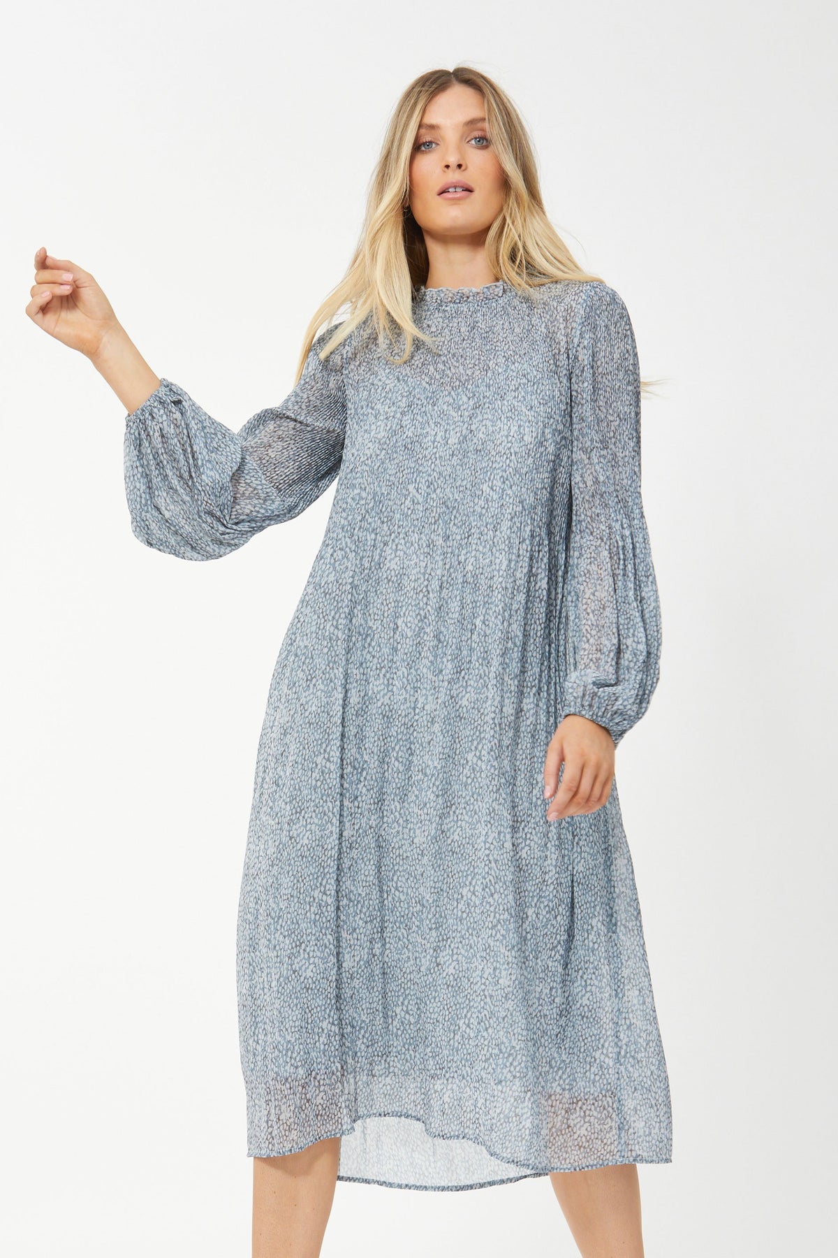 [TEST] Viktoria Pleated Midi Dress
