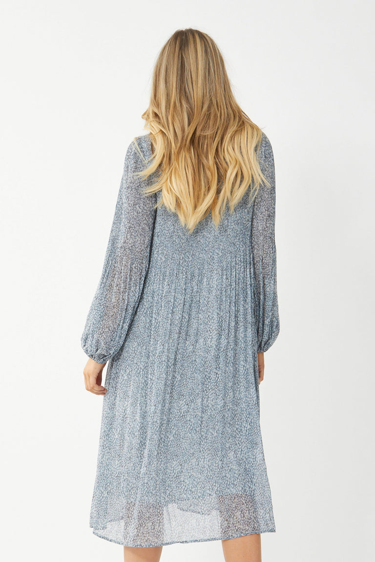 [TEST] Viktoria Pleated Midi Dress