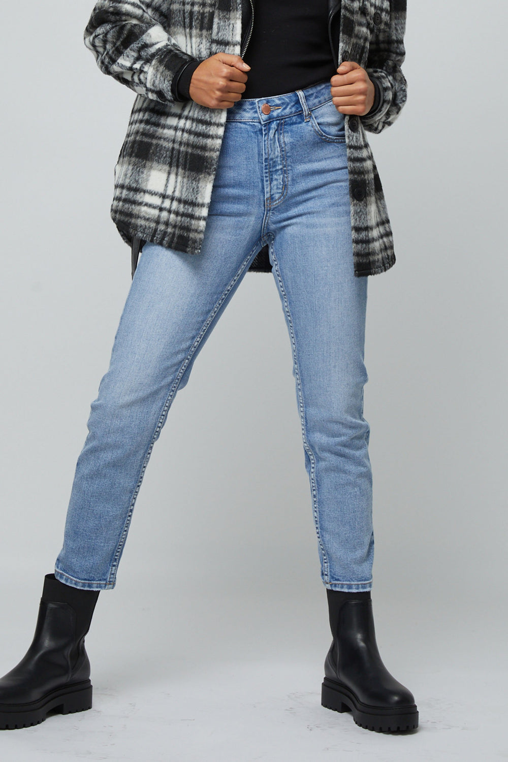 [TEST] Alexa Girlfriend Jean