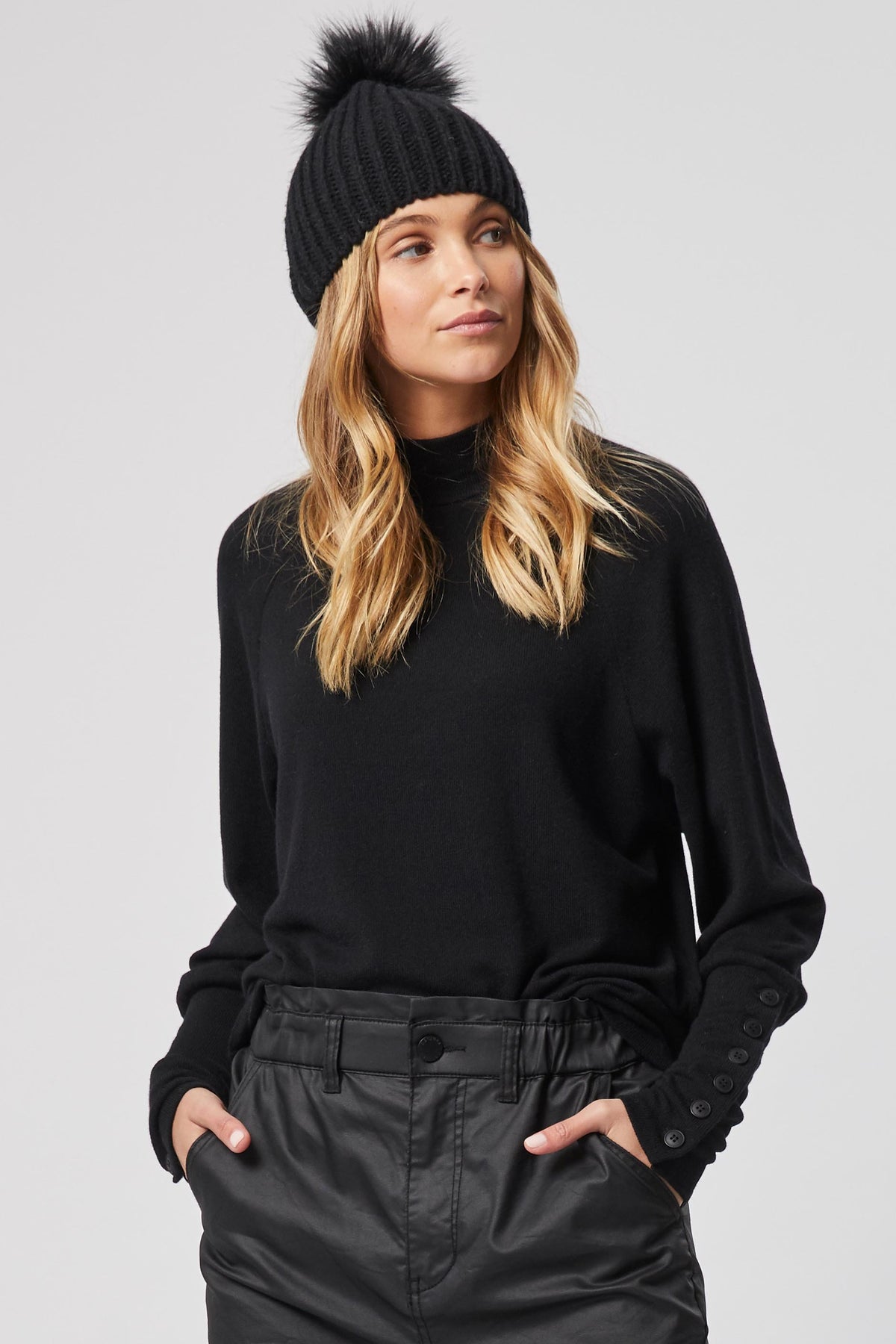 [TEST] Jane Button Detail Top