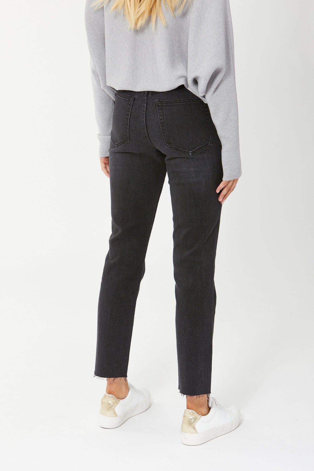 [TEST] Becky Button Fly Straight Jean