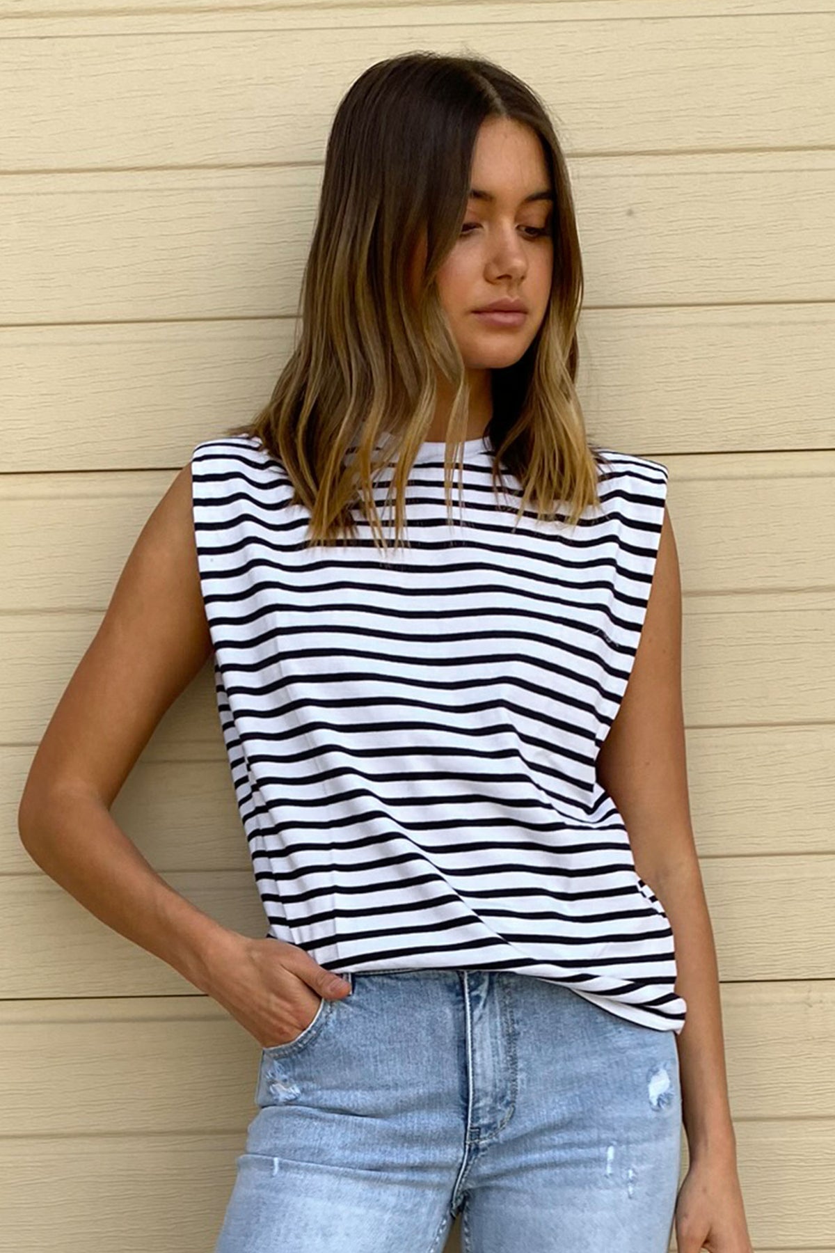 [TEST] Dani Shoulder Detail Tee