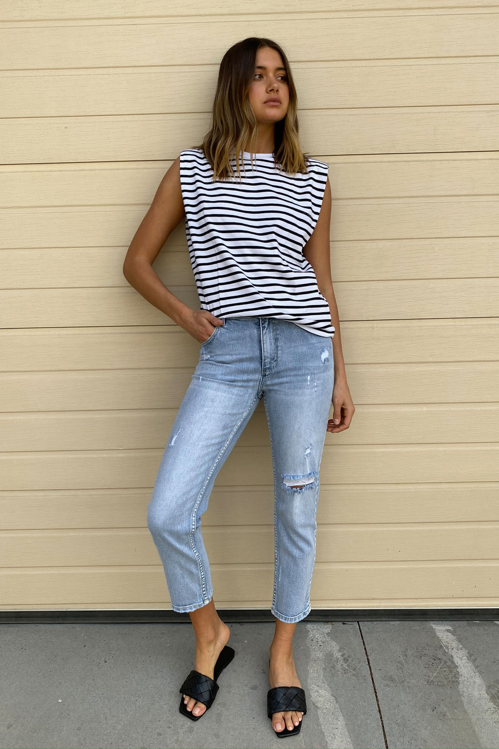 [TEST] Dani Shoulder Detail Tee