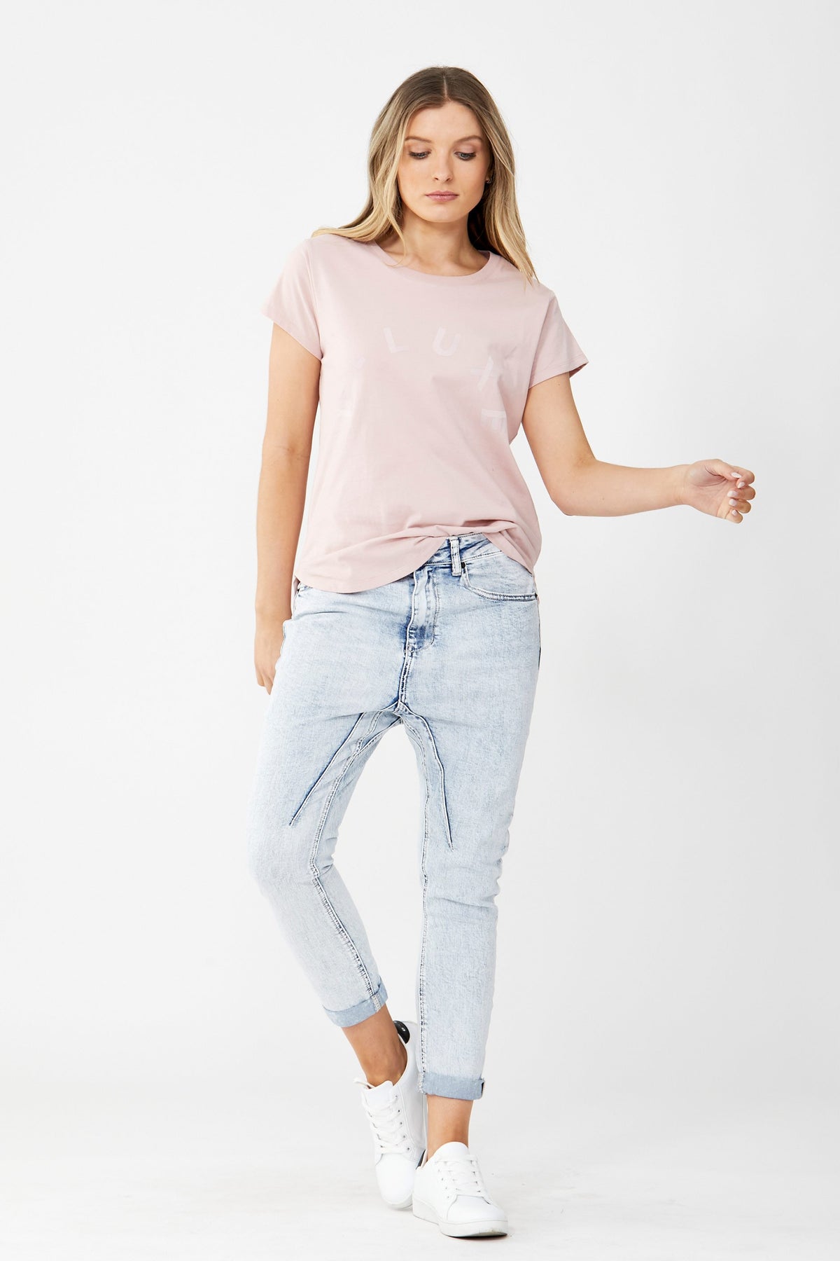 [TEST] D-Luxe Flocked Print Tee