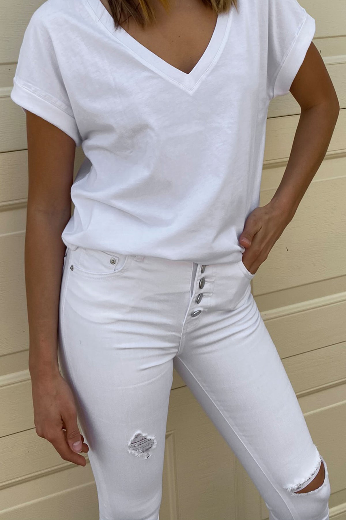 [TEST] Evie Button Distressed Jean