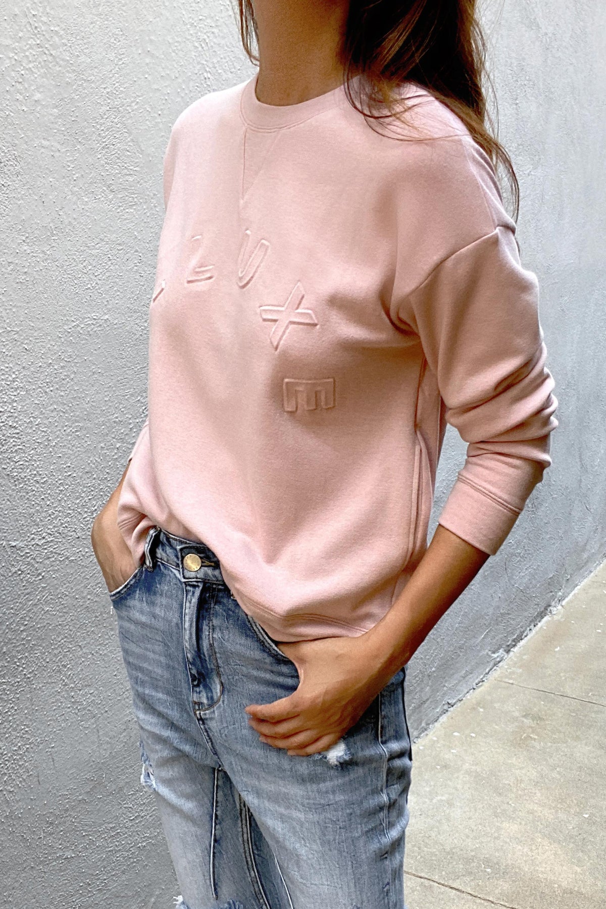 [TEST] D-Luxe Embossed Sweat