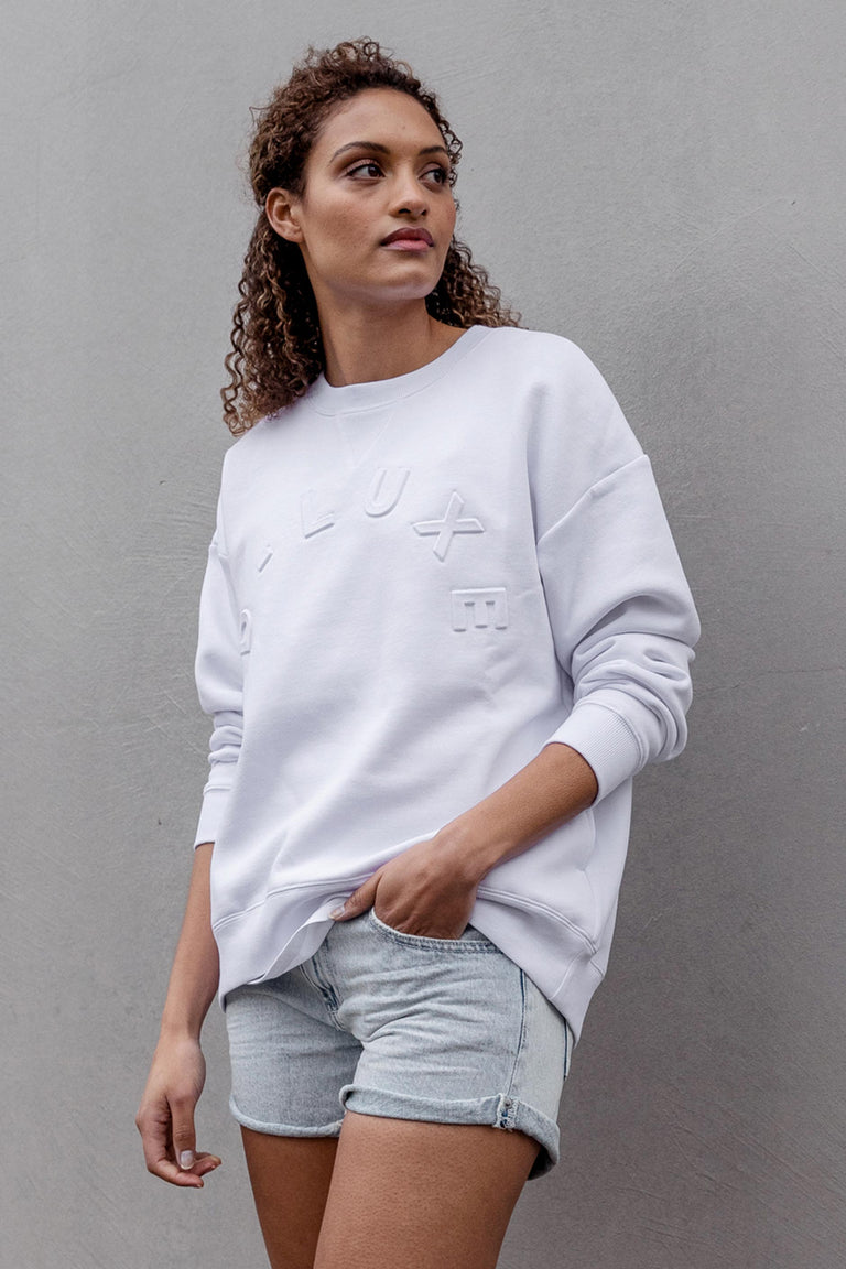 [TEST] D-Luxe Embossed Sweat