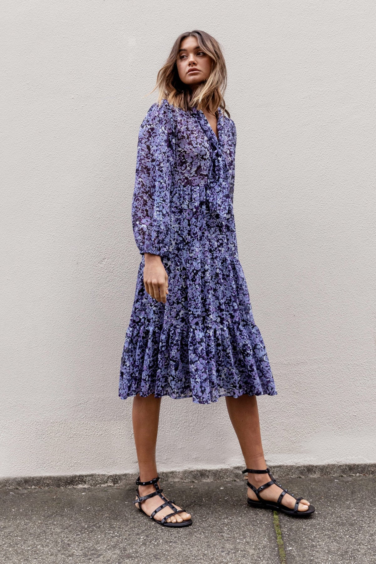 [TEST] Liv Tie Neck Midi Dress