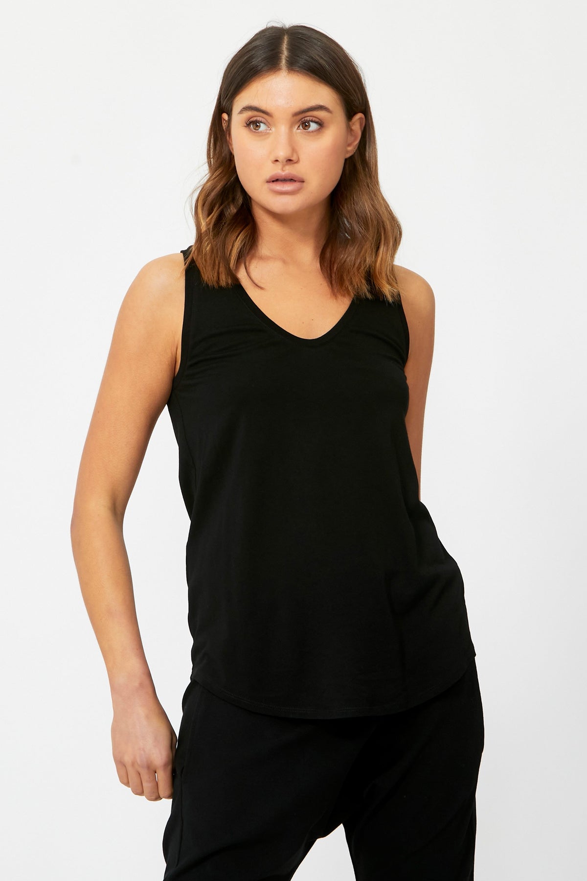 [TEST] D-Luxe Racer Back Tank