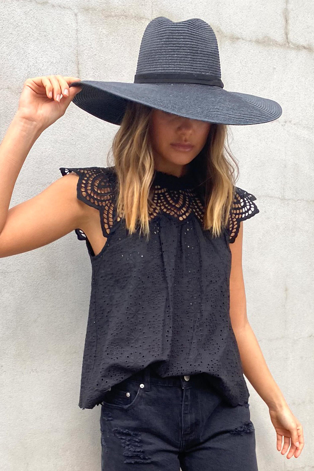 [TEST] Gina Broderie Blouse