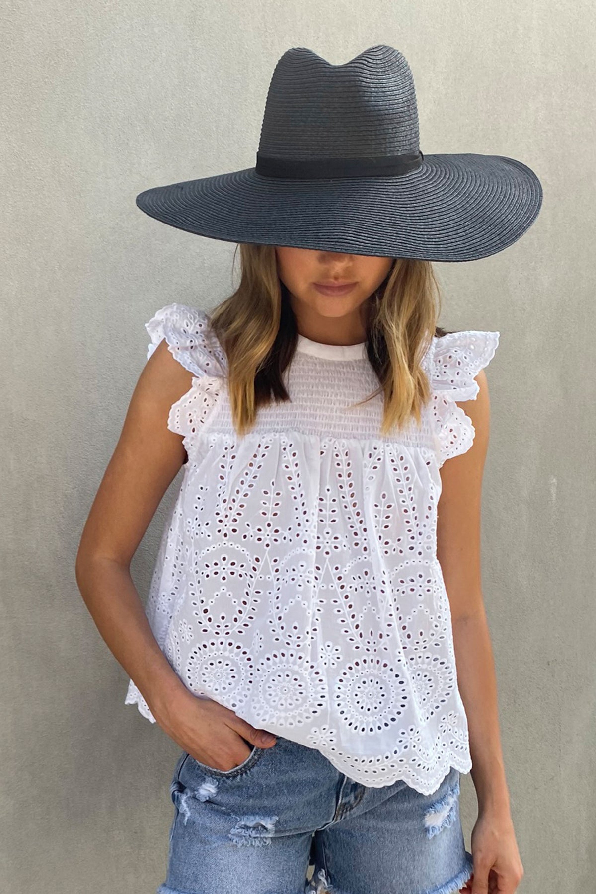 [TEST] Christine Broderie Top