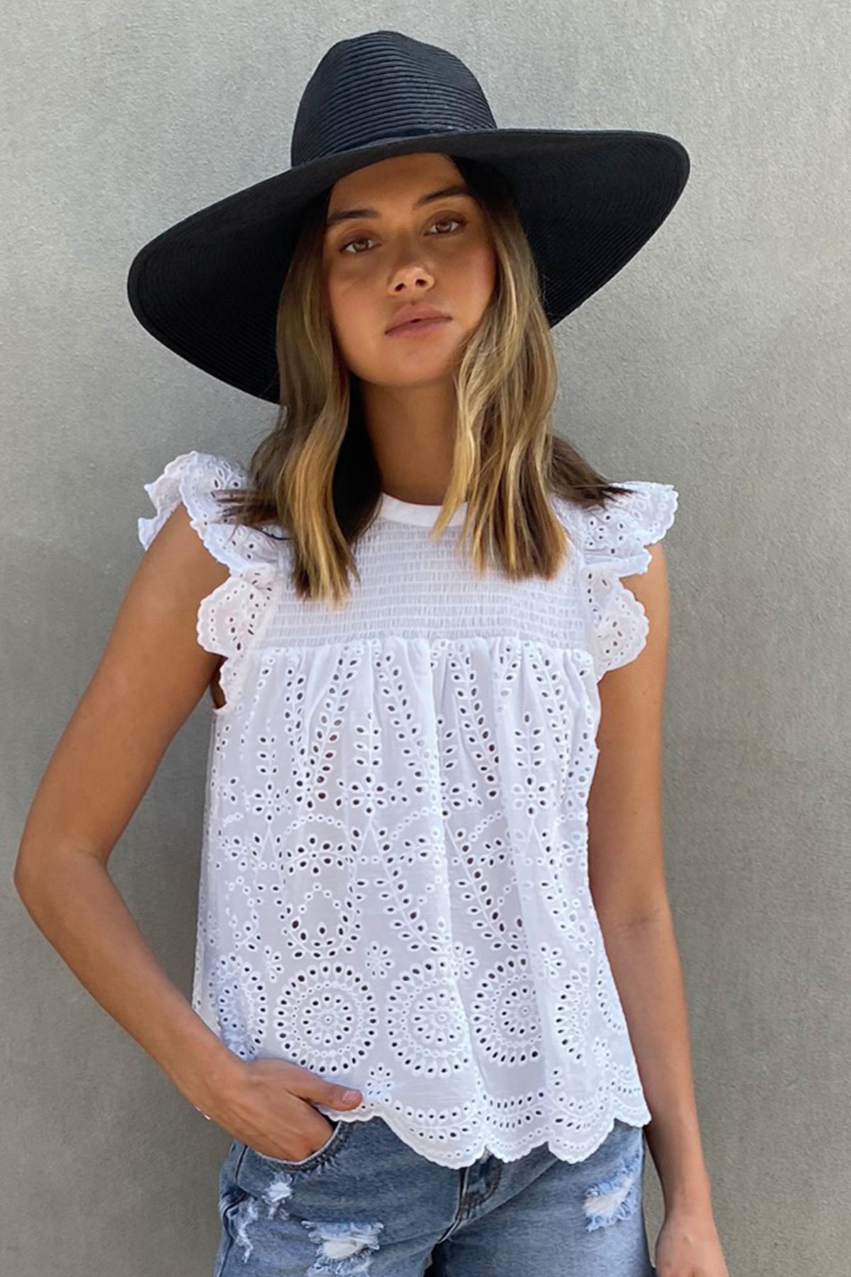 [TEST] Christine Broderie Top