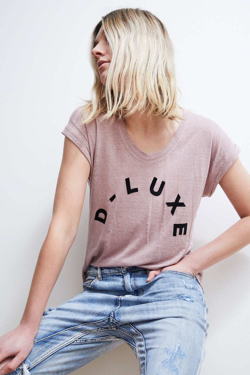 [TEST] D-Luxe Linen Scoop Neck Tee