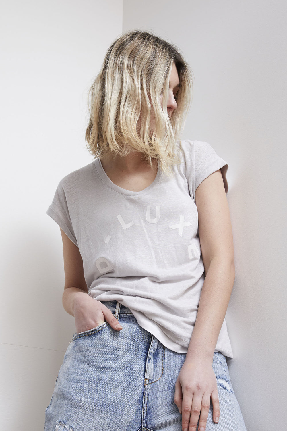 [TEST] D-Luxe Linen Scoop Neck Tee
