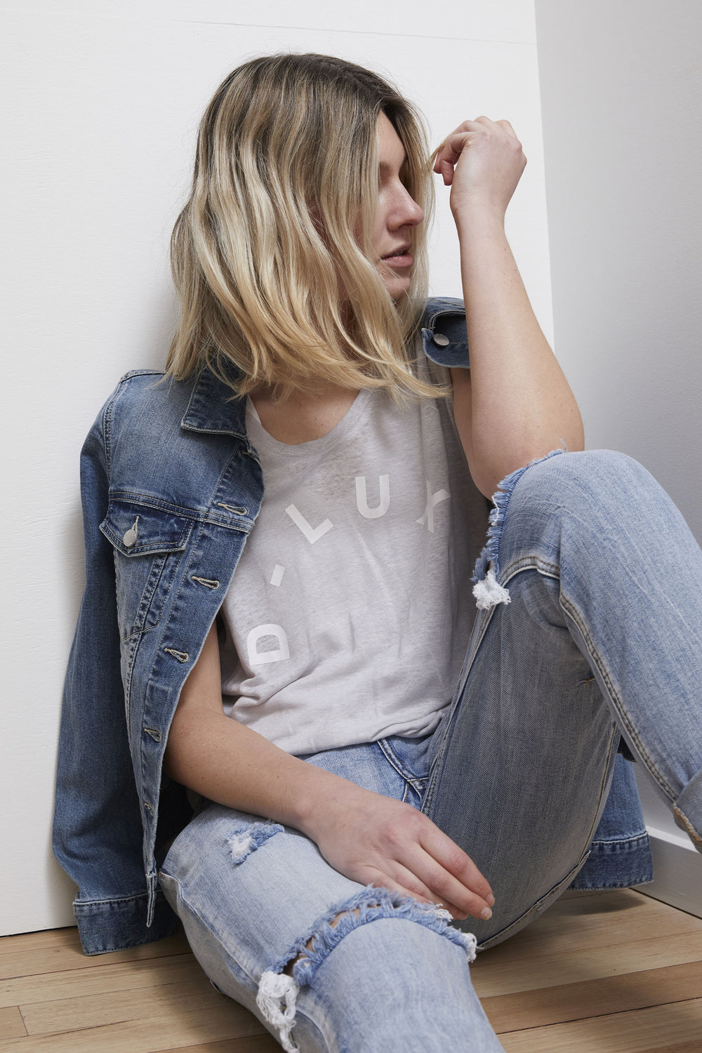 [TEST] D-Luxe Linen Scoop Neck Tee