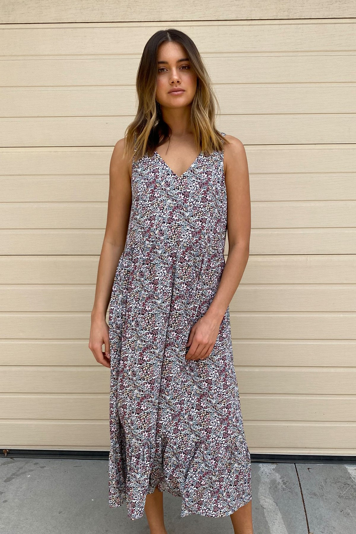 [TEST] Ari V Neck Tiered Midi Dress