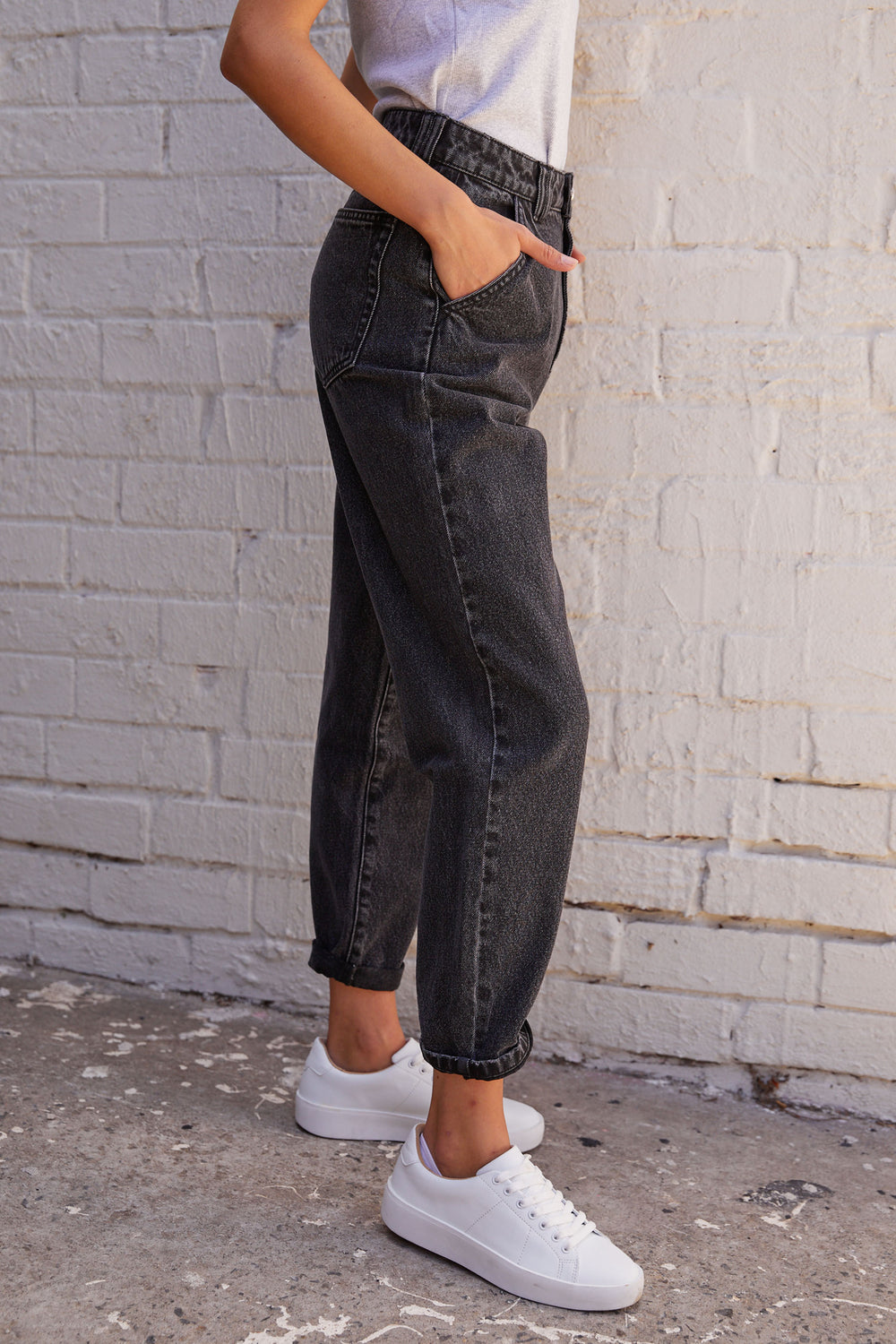 [TEST] Naomi Slouch Jean