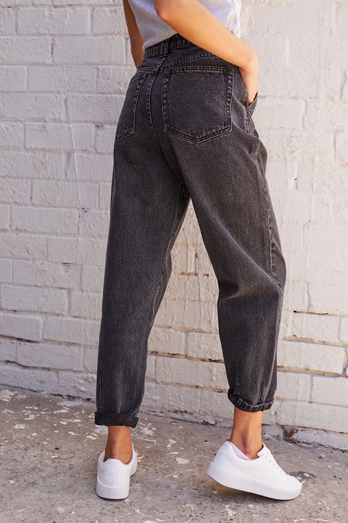[TEST] Naomi Slouch Jean