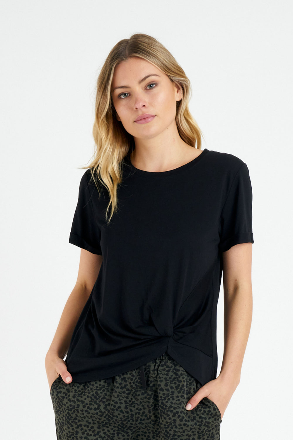 [TEST] Amberley Knot Tee