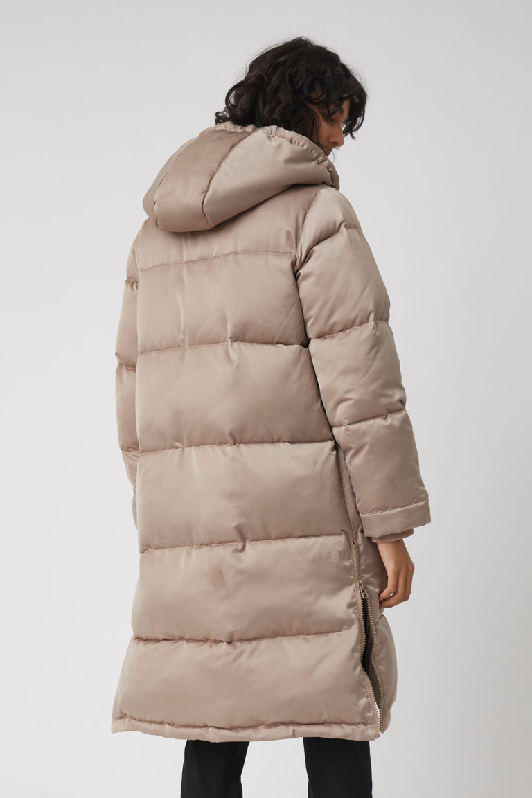 [TEST] D-Luxe Longline Puffer Coat