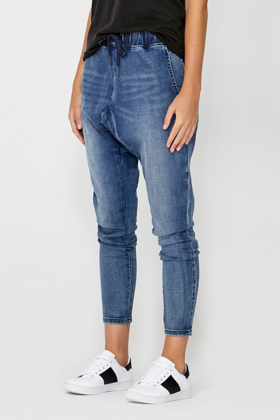 [TEST] Luxe Fleur Drop Crotch Jean
