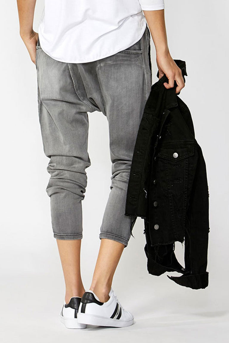 [TEST] Luxe Fleur Drop Crotch Jean