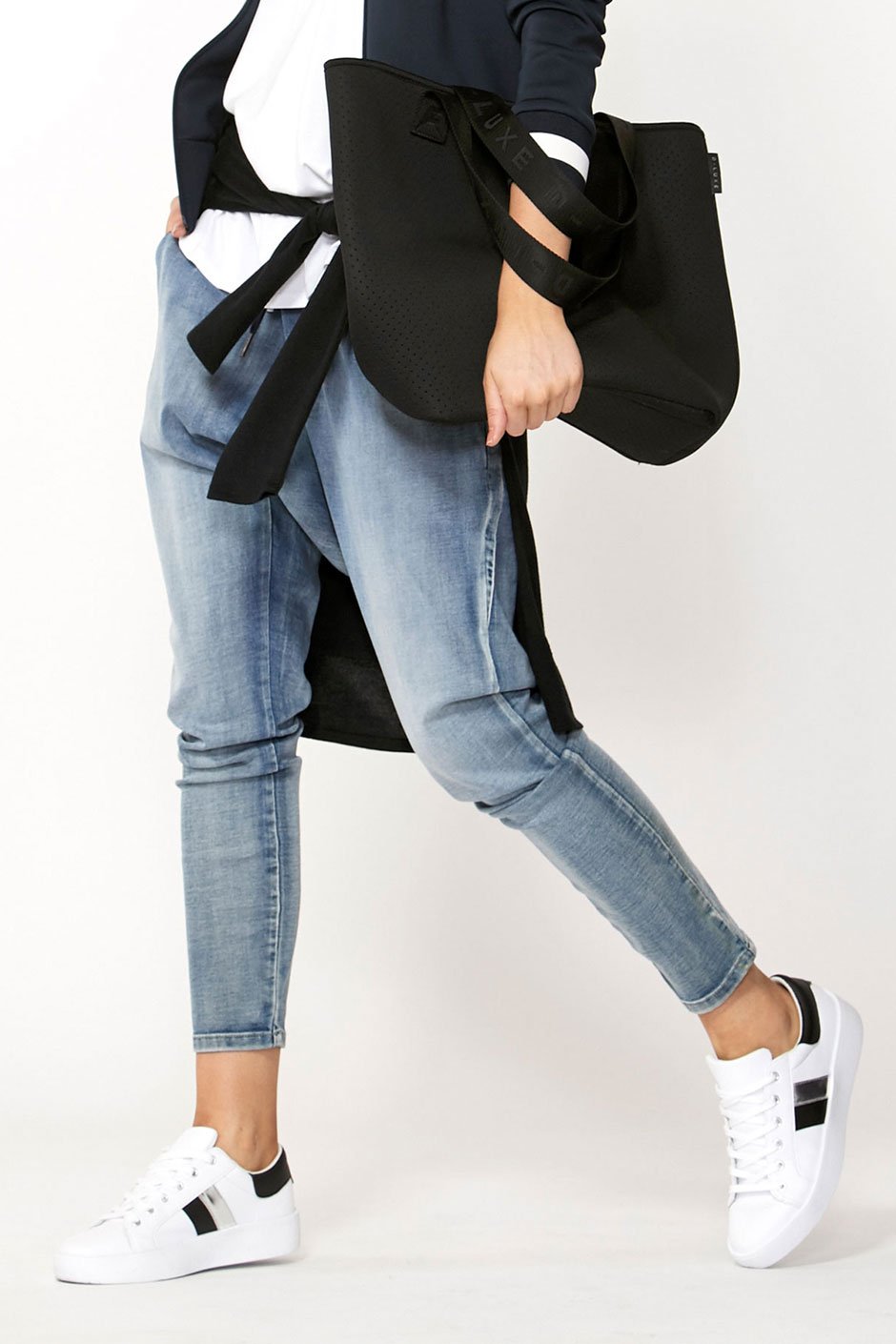[TEST] Luxe Fleur Drop Crotch Jean