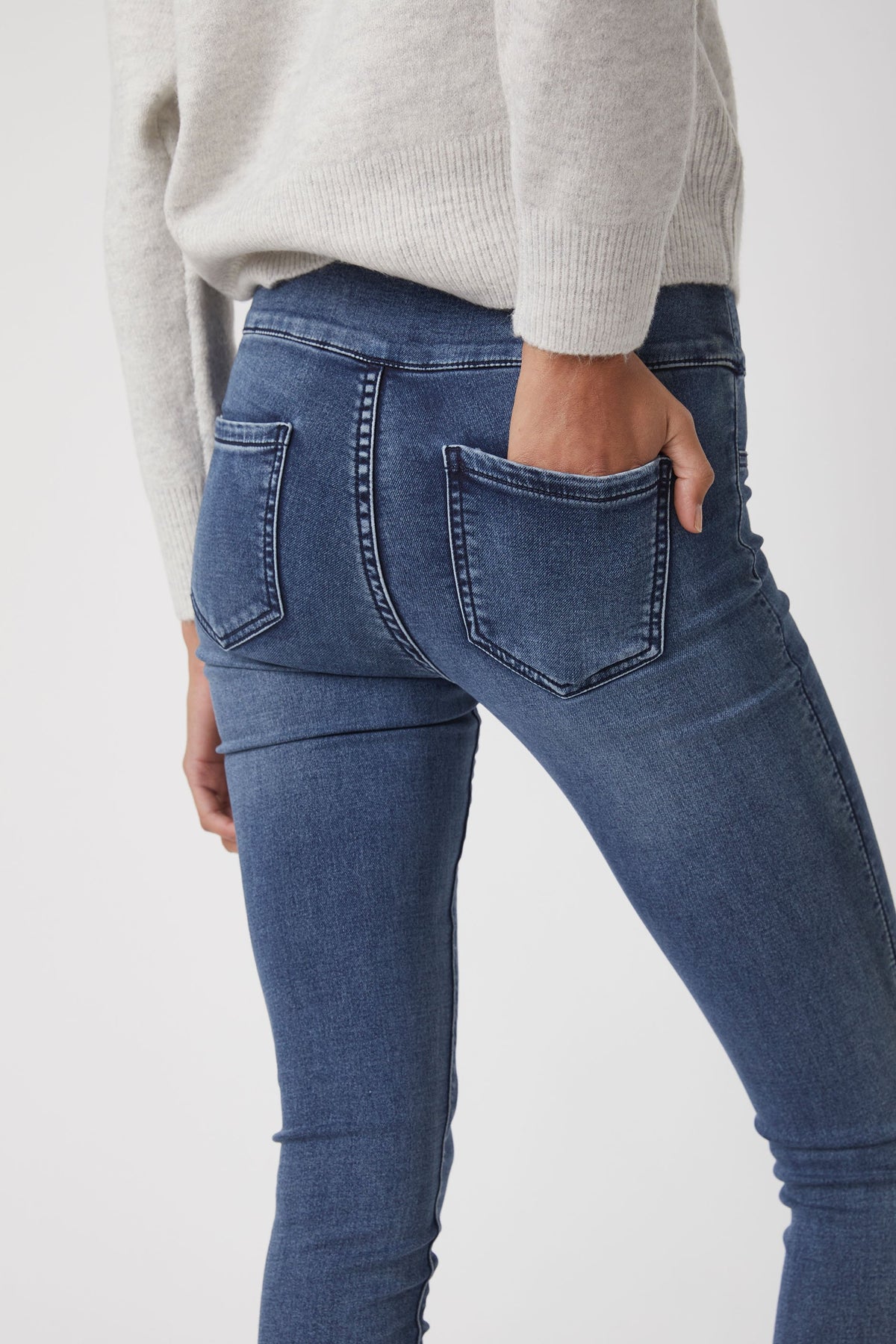 [TEST] Riley Mid Rise Skinny Jeans