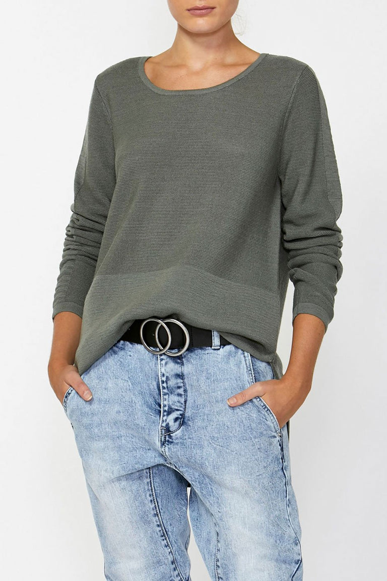 [TEST] Taylor Curved Hem Jumper