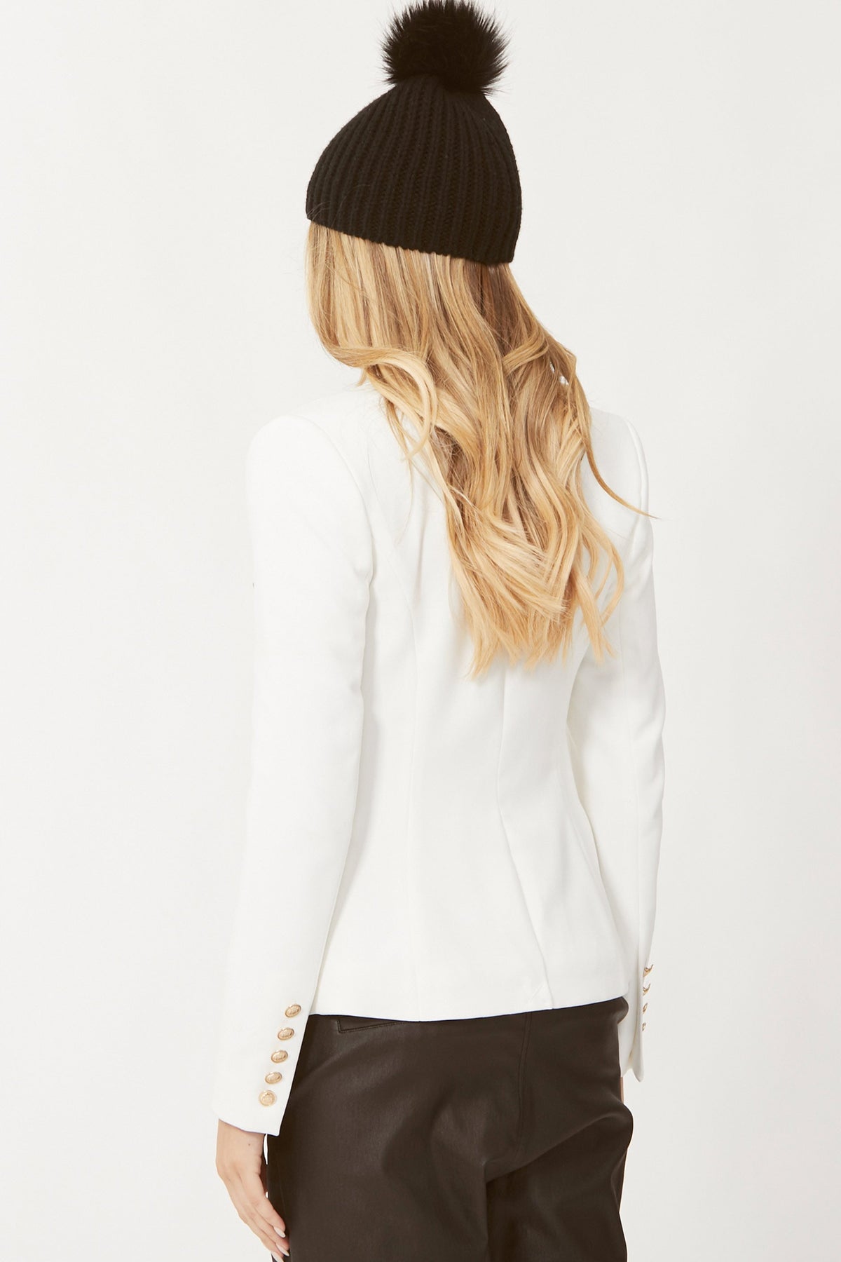 [TEST] Carly Blazer