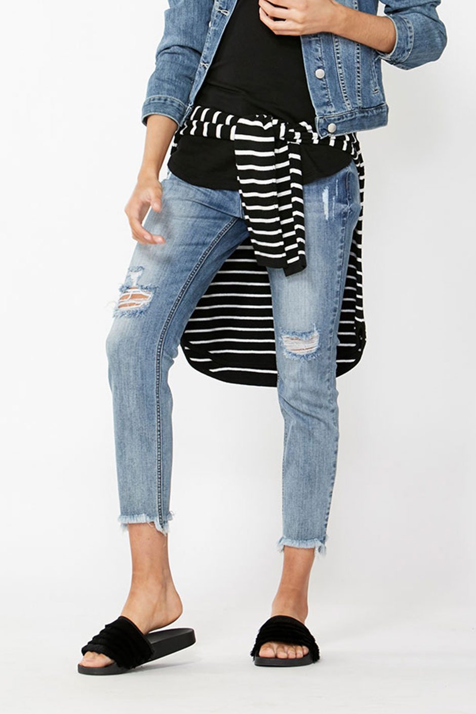 [TEST] Kids Distressed Jean