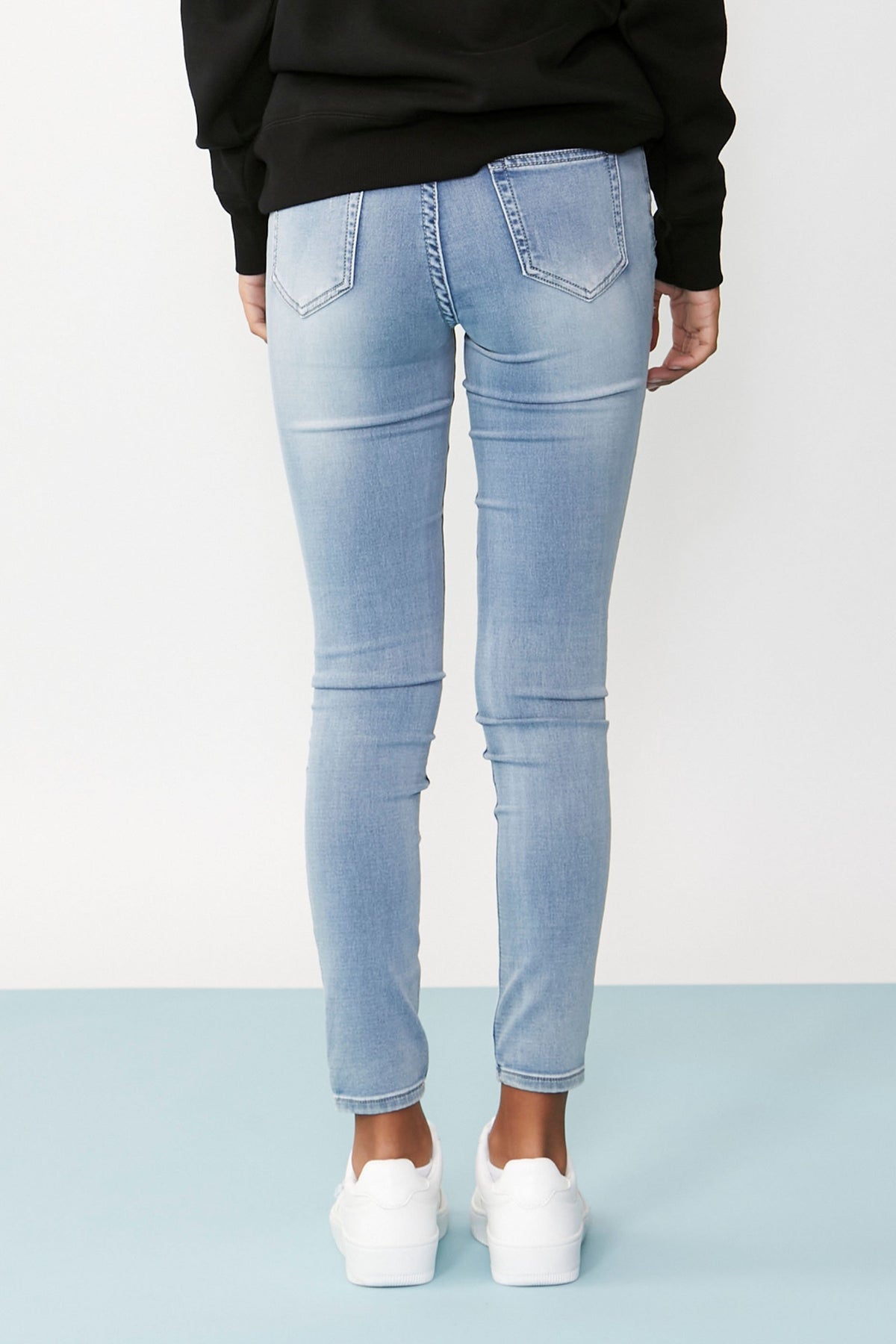 [TEST] Girls Avery 5 Pocket Jean